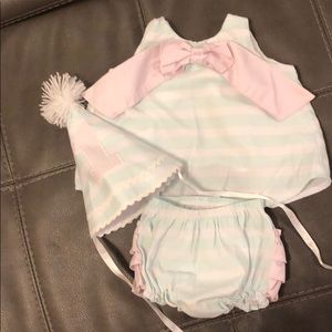Ruffle Butts “1” Outfit (12-18mnth)